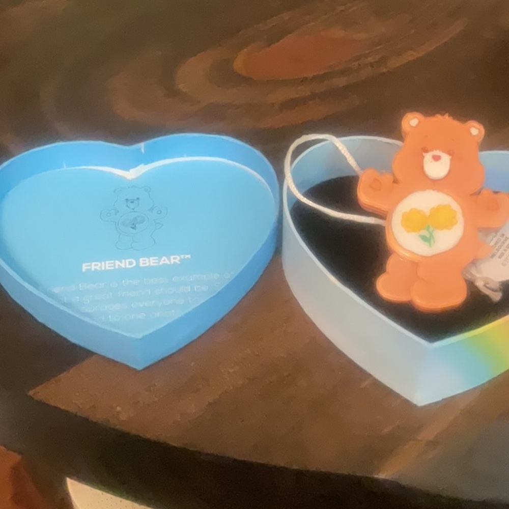 Erstwilder Friend Bear Brooch